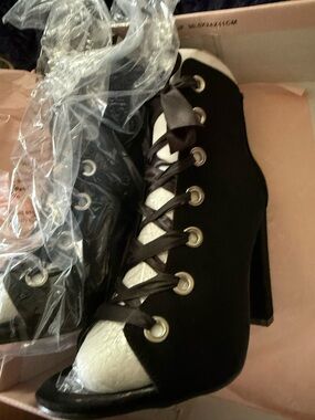 Just fab Black and White Lace-Up Peep Toe Women’s Heels